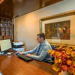 Kenta Hotel